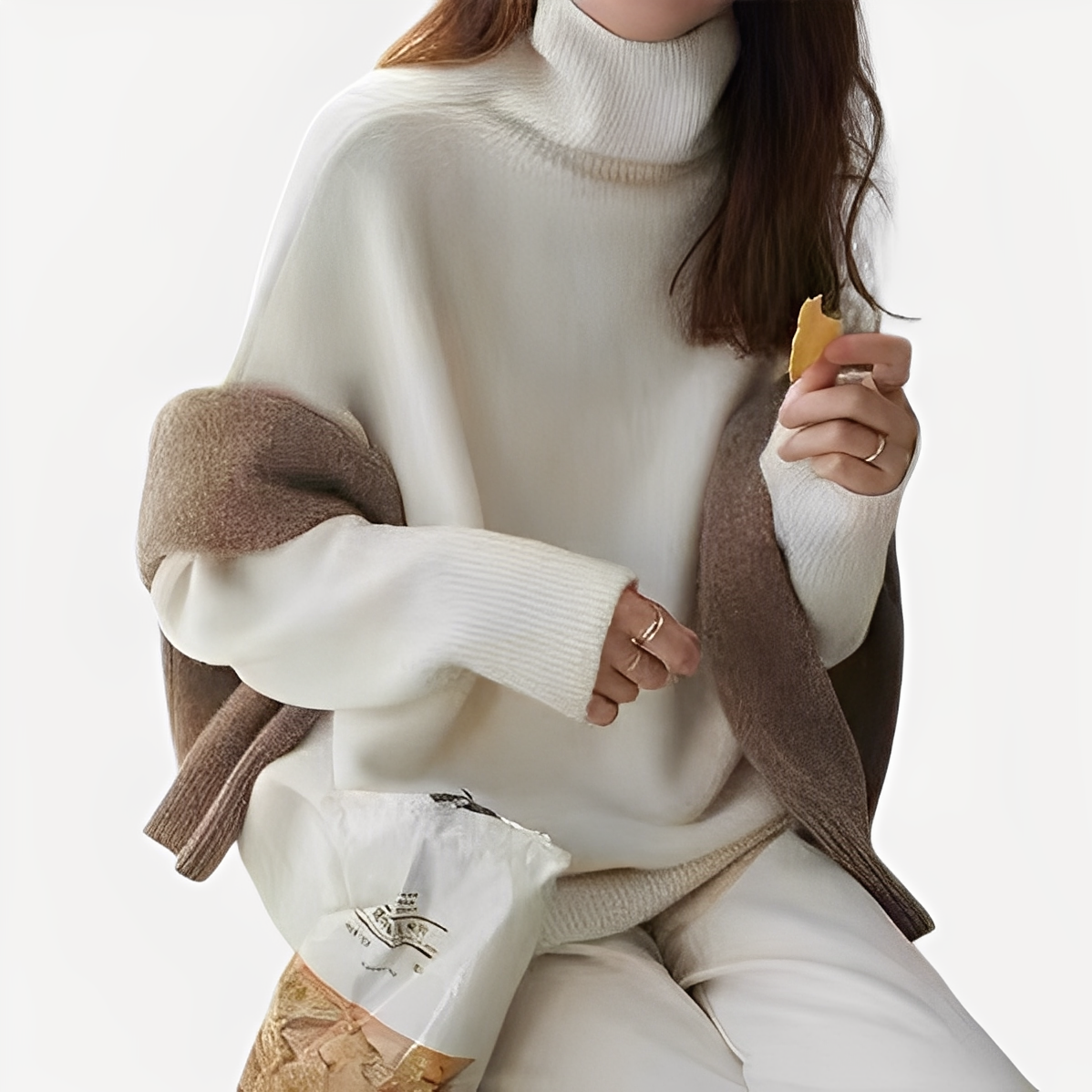 Amilia - Elegancki, luźny sweter z golfem dla kobiet