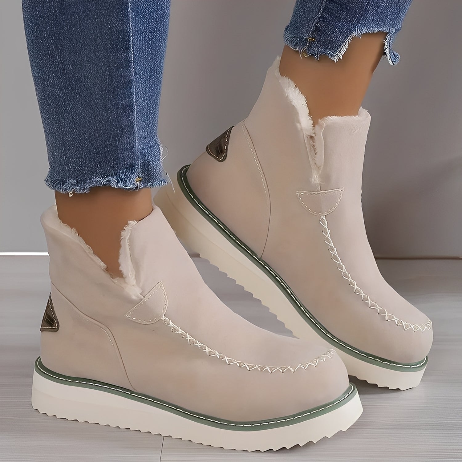 Ashlee - Damskie ciepłe zimowe buty na koturnie