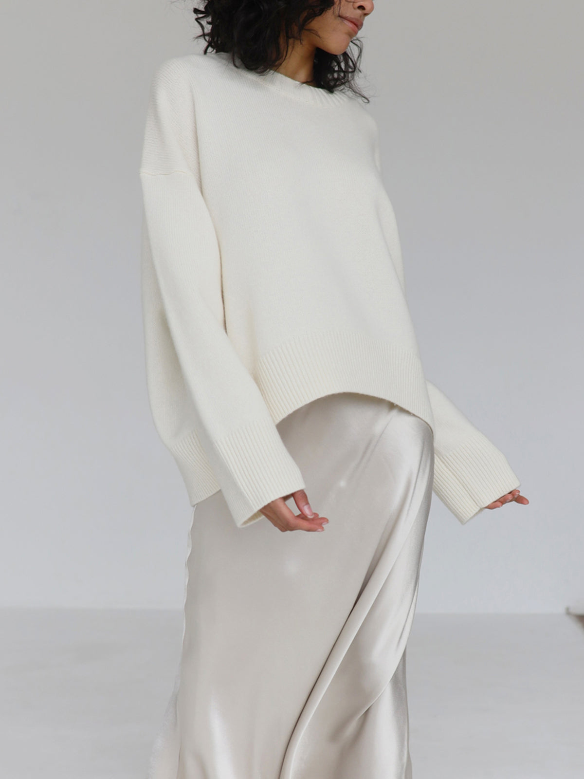 Amara – Oversized Pullover „Cukrowa Wata“