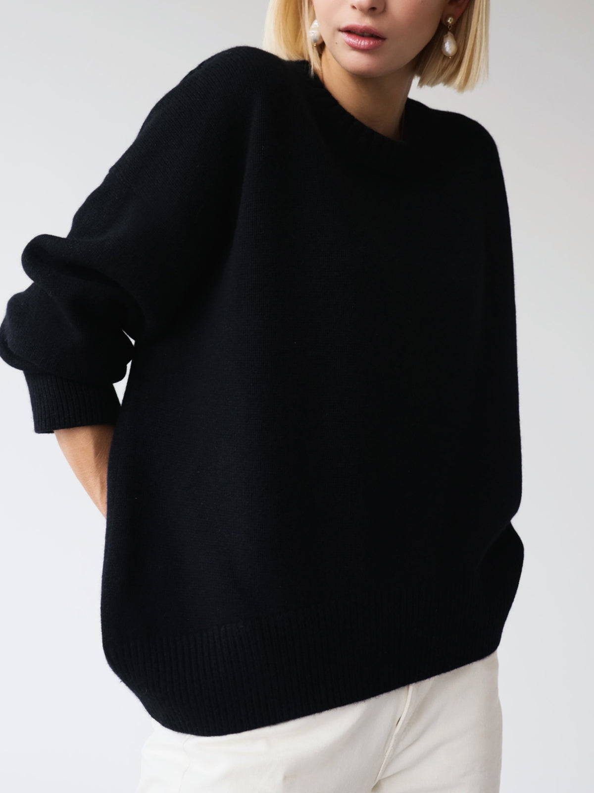 Amara – Oversized Pullover „Cukrowa Wata“