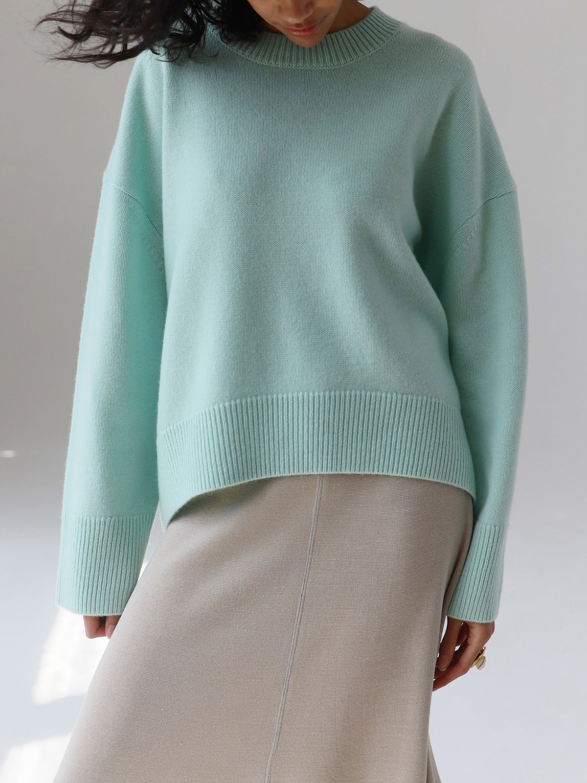 Amara – Oversized Pullover „Cukrowa Wata“