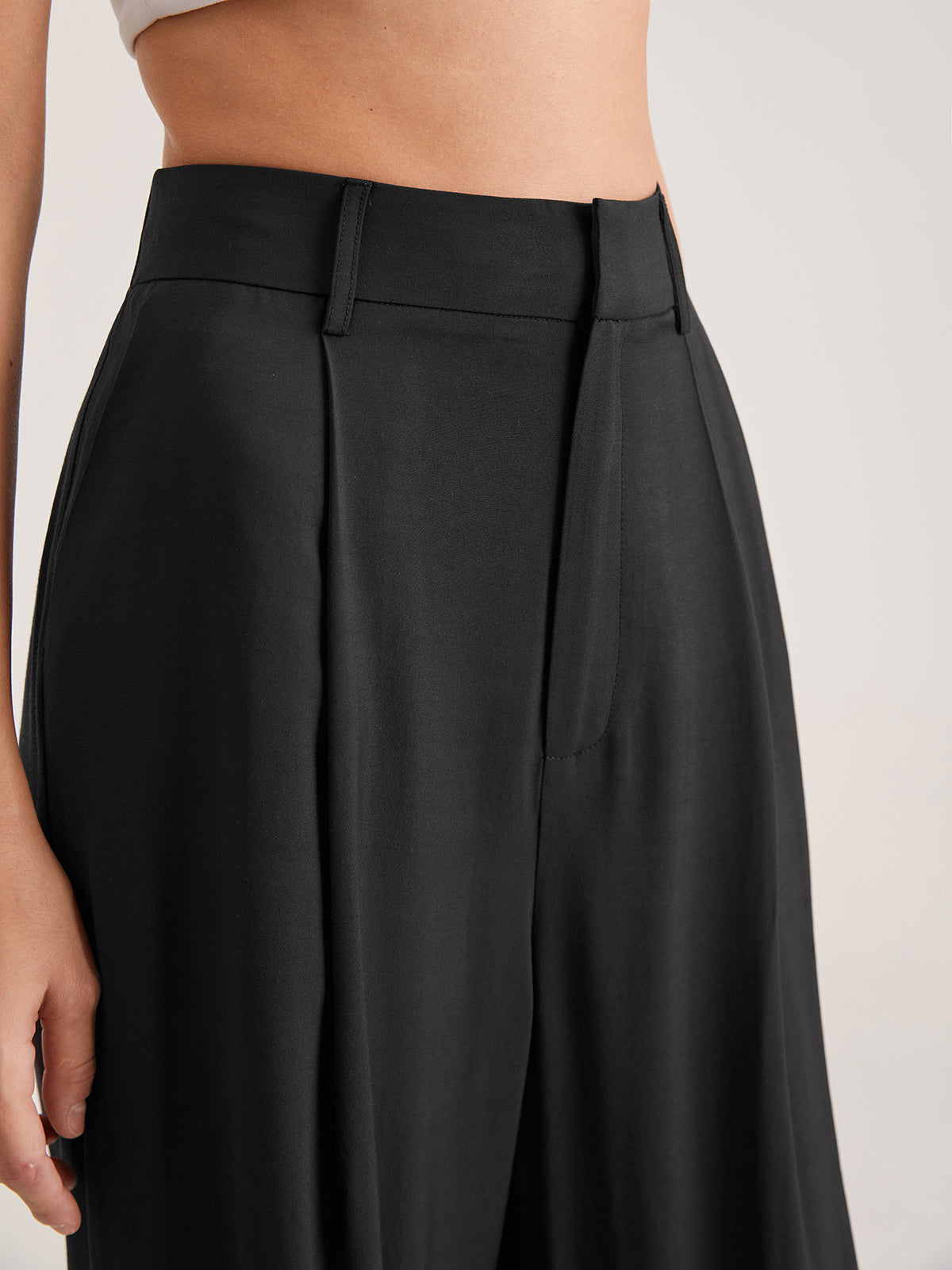 Nadia – Faltvorderhose z Wysokim Stanem